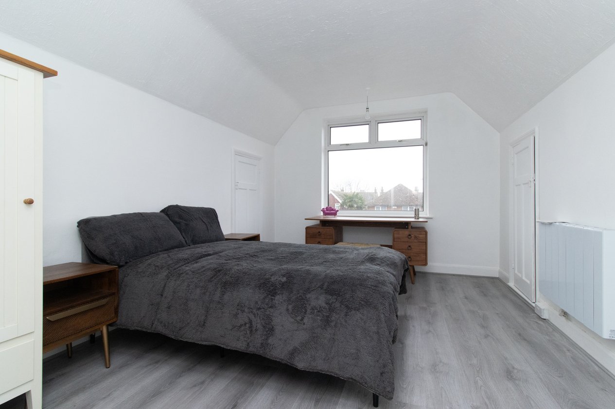 Properties For Sale in Douglas Road Herne Bay