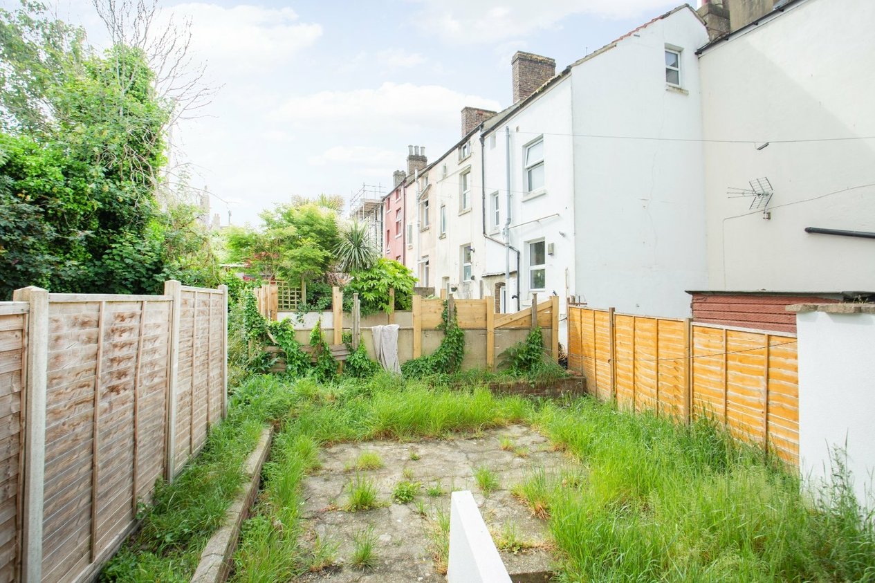 Properties For Sale in Dover Road Folkestone