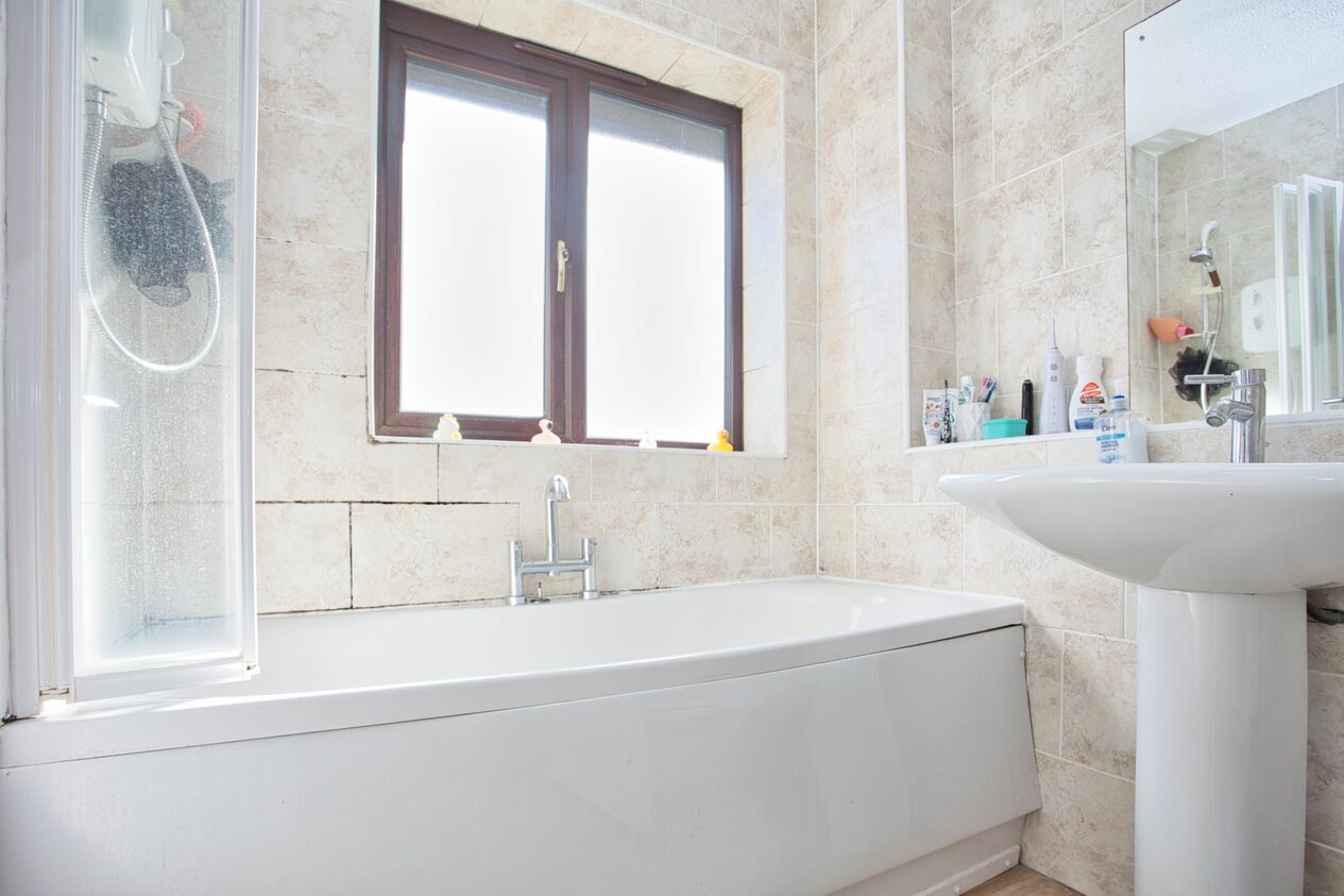 Properties For Sale in Dover Road  Folkestone
