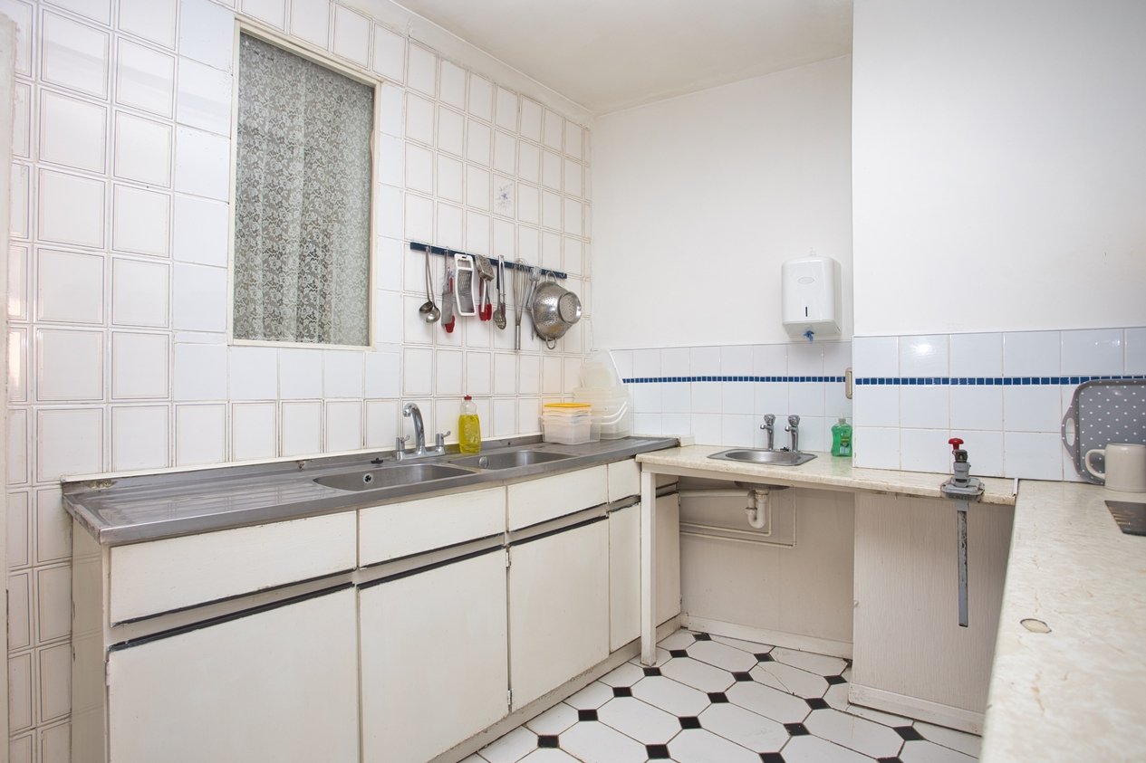 Properties Under Offer in Dover Road Folkestone
