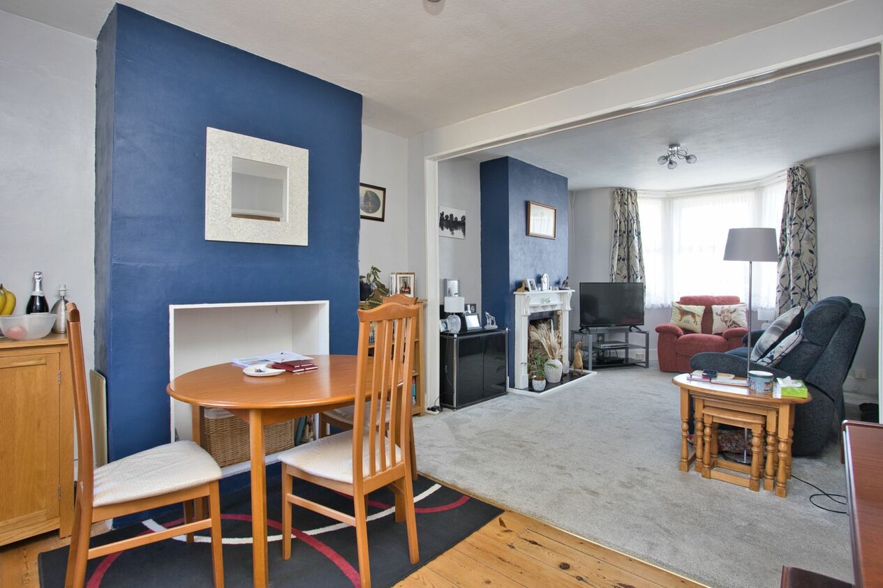 Properties For Sale in Dover Road  Sandwich