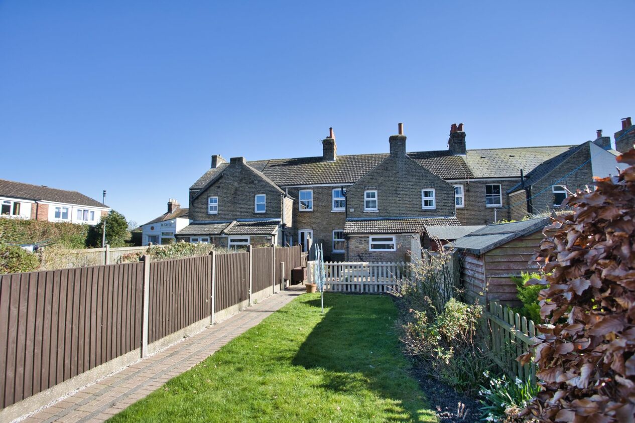Properties For Sale in Dover Road  Sandwich
