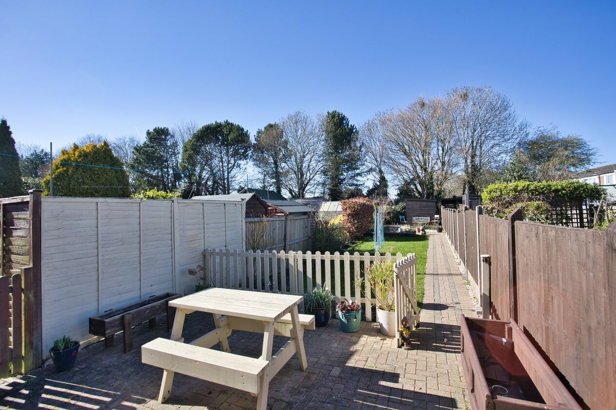 Properties For Sale in Dover Road  Sandwich