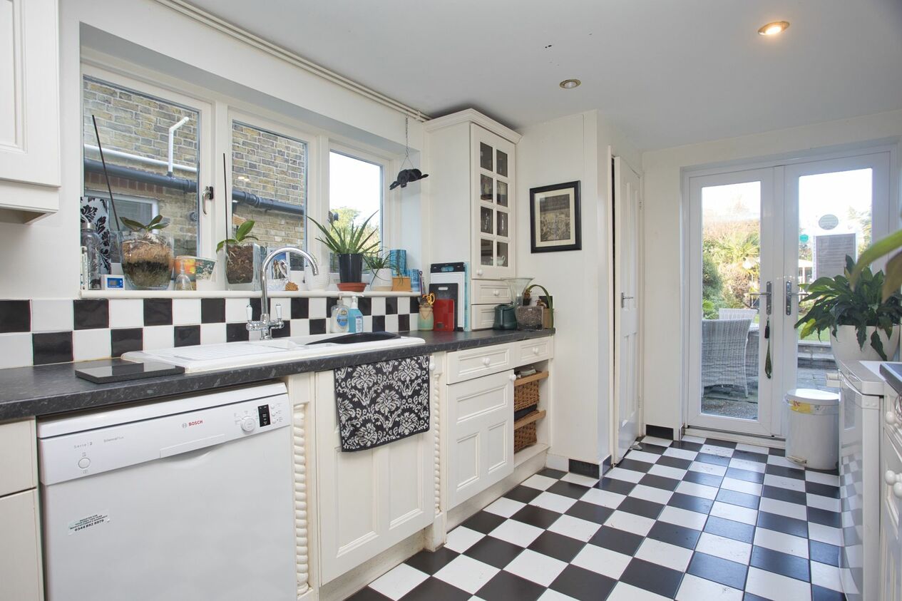 Properties Sold Subject To Contract in Dover Road  Sandwich