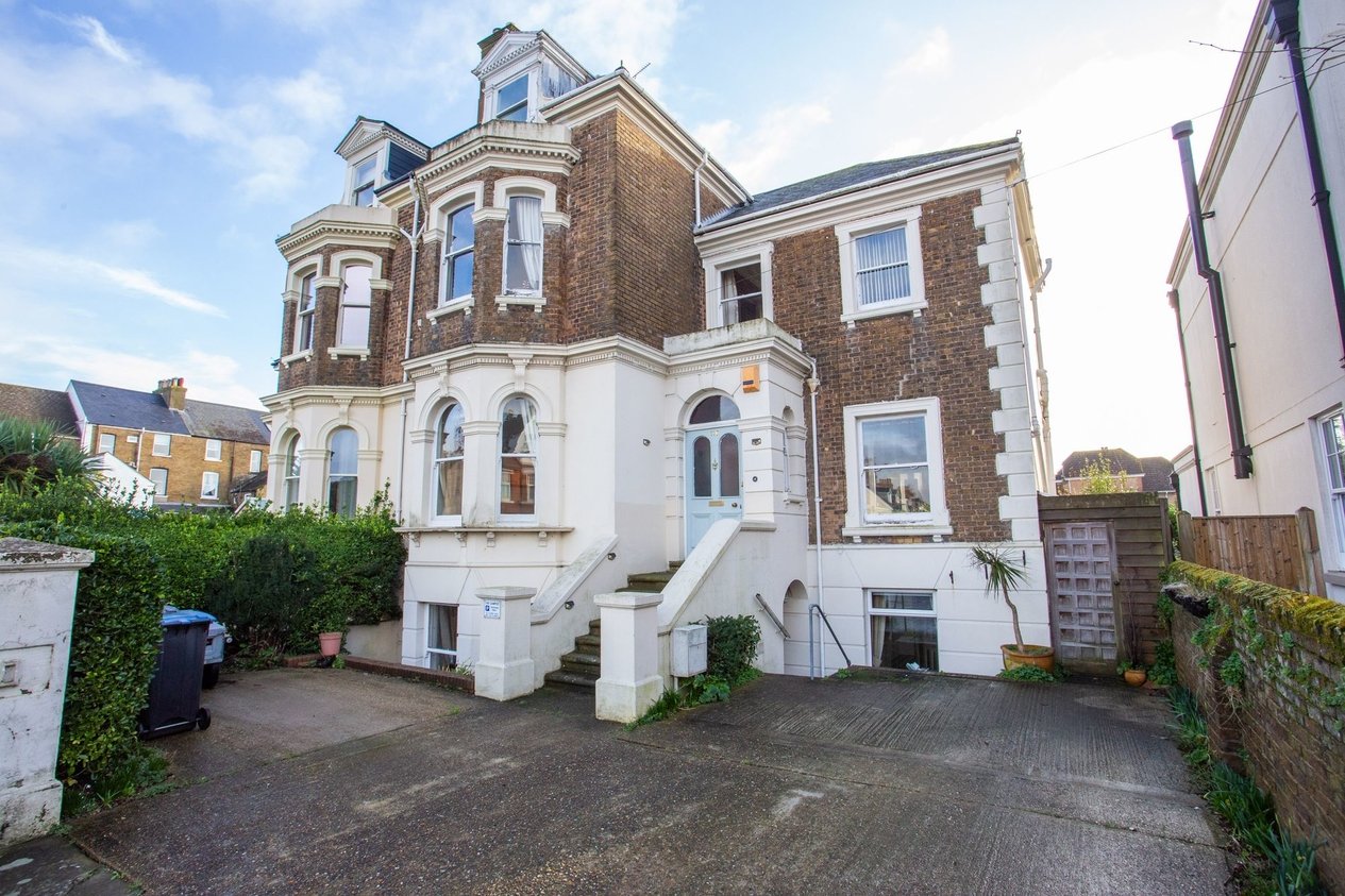 Properties For Sale in Dover Road  Walmer