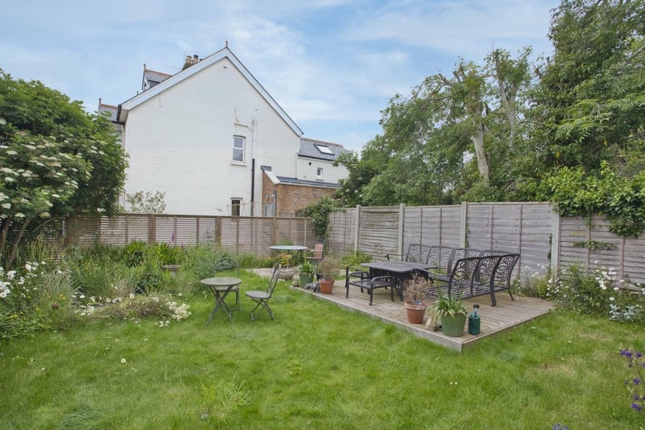 Properties For Sale in Dover Road Walmer