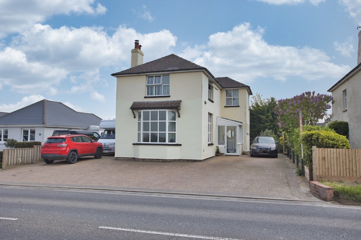 Properties For Sale in Dover Road Walmer