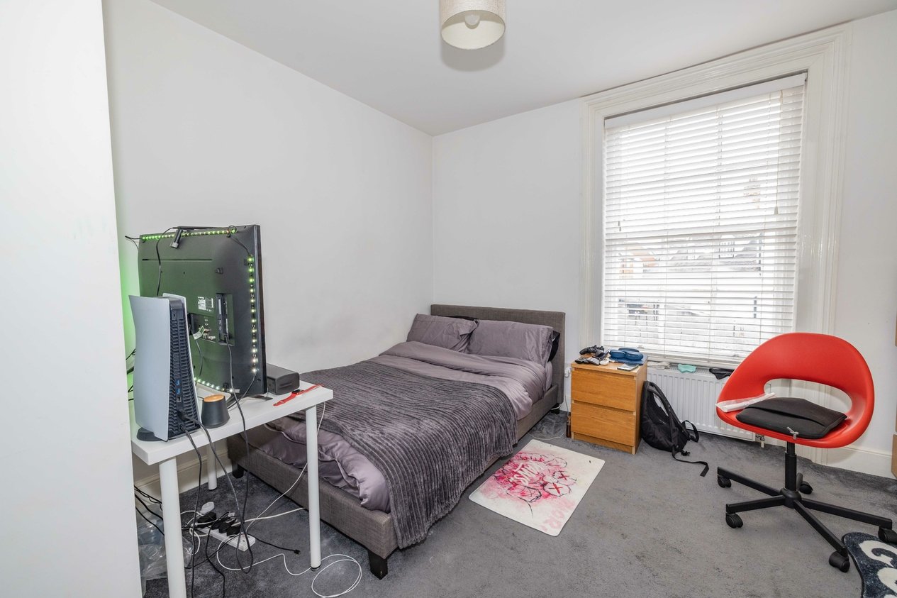 Properties For Sale in Dover Street Canterbury