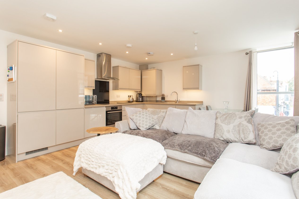 Properties For Sale in Dover Street Canterbury