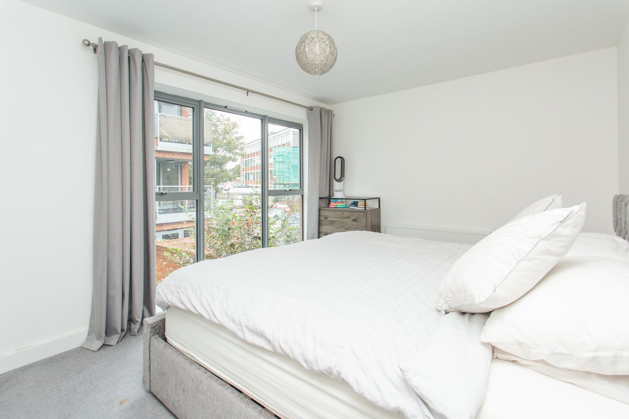 Properties For Sale in Dover Street Canterbury