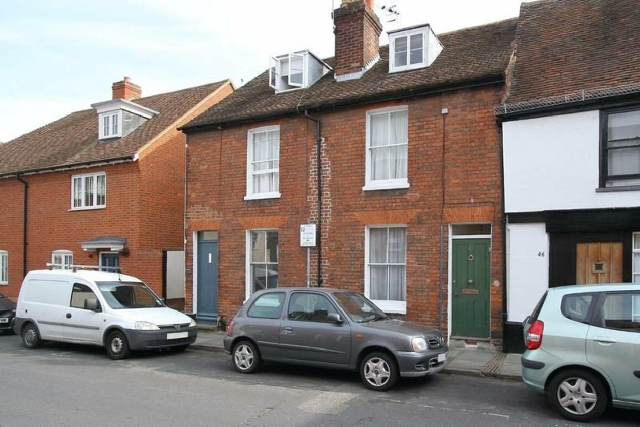 Properties Under Offer in Dover Street Canterbury