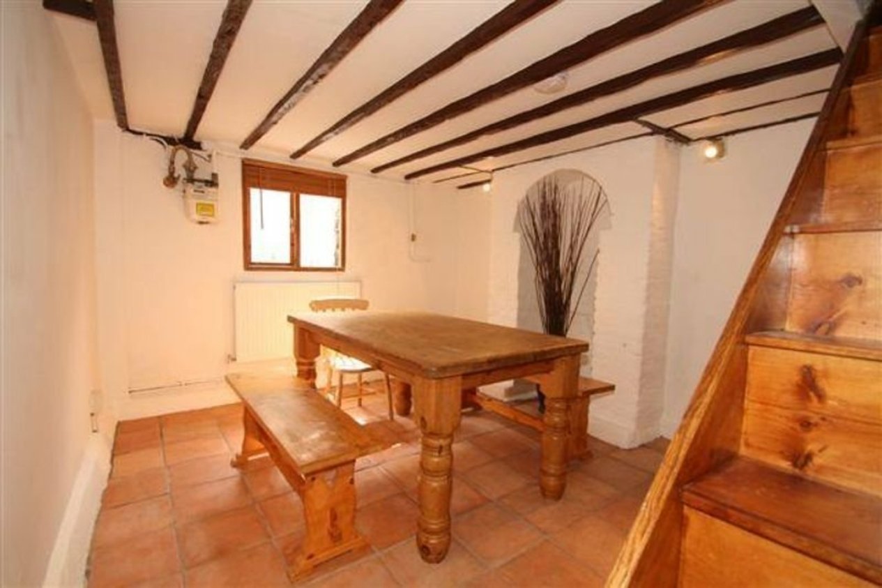Properties Under Offer in Dover Street Canterbury