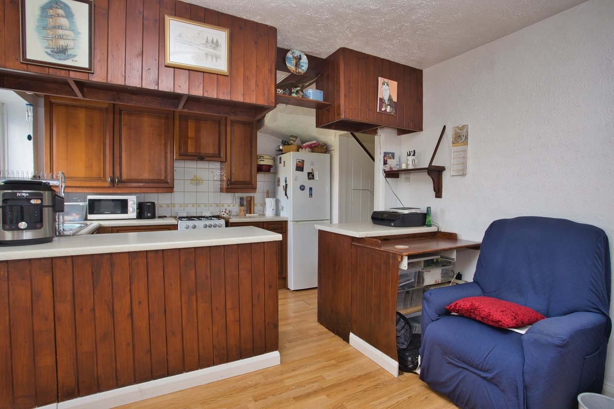 Properties Under Offer in Downs Road Deal