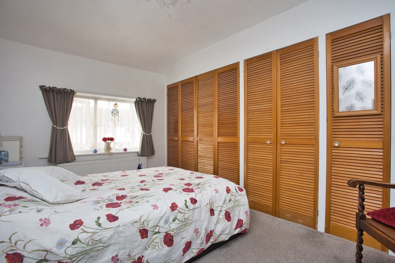 Properties Under Offer in Downs Road Deal