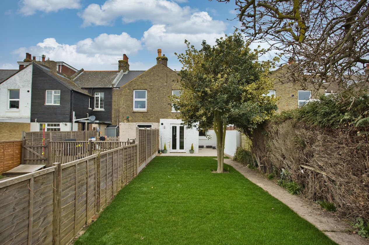 Properties Sold Subject To Contract in Downs Road  Walmer