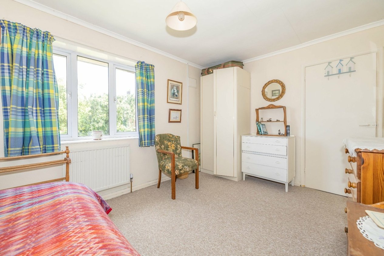 Properties For Sale in Downs Way Charing
