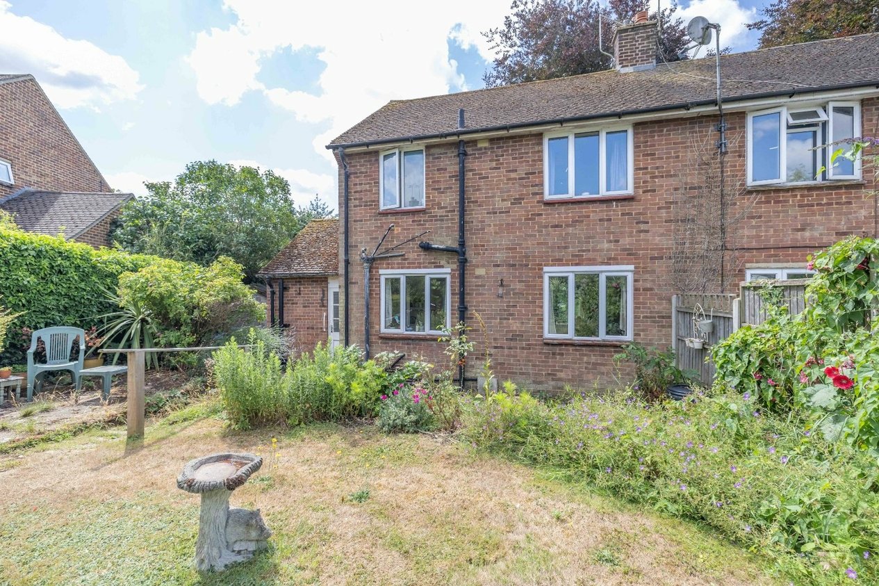 Properties For Sale in Downs Way Charing
