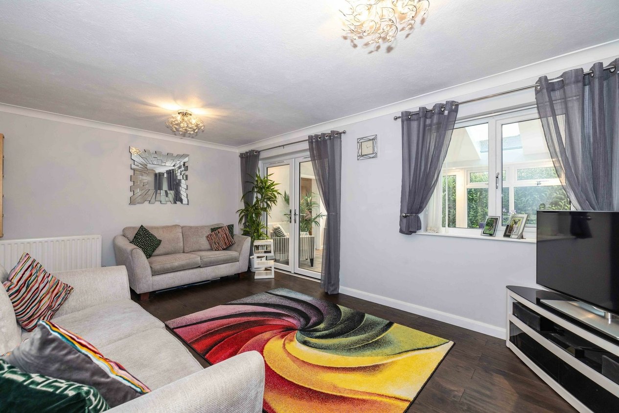 Properties Sold Subject To Contract in Drake Road  Willesborough