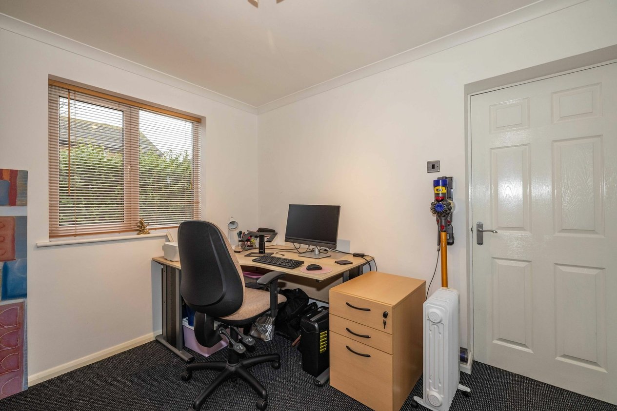 Properties Sold Subject To Contract in Drake Road  Willesborough