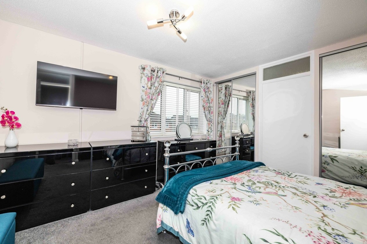 Properties Sold Subject To Contract in Drake Road  Willesborough