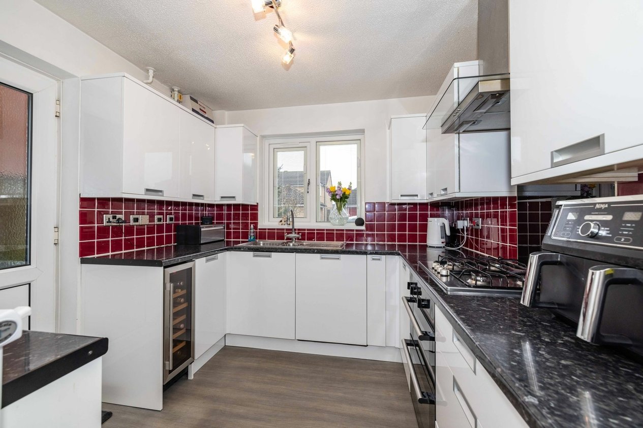 Properties Sold Subject To Contract in Drake Road  Willesborough