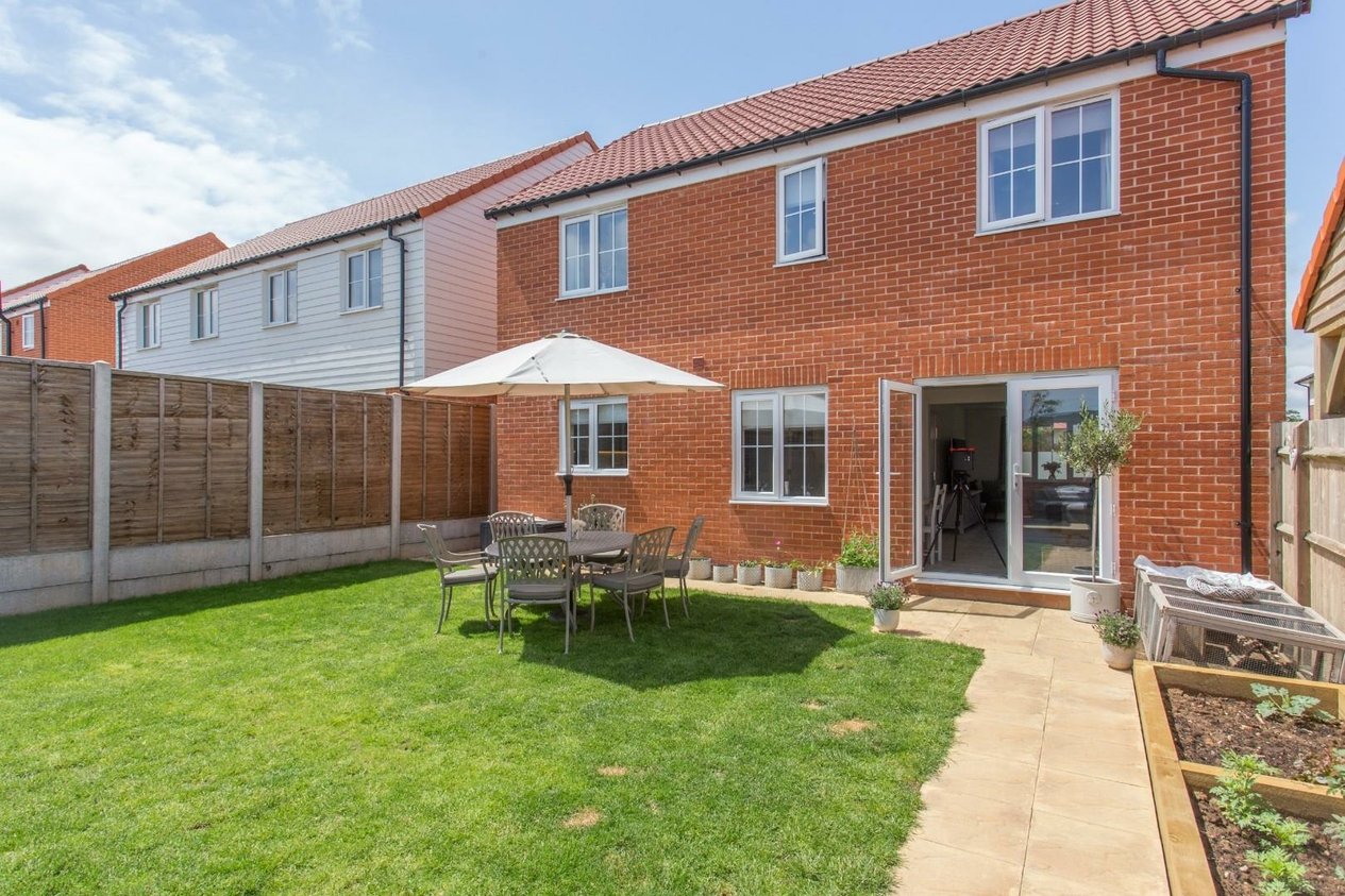 Properties Under Offer in Drift Road Aylesham