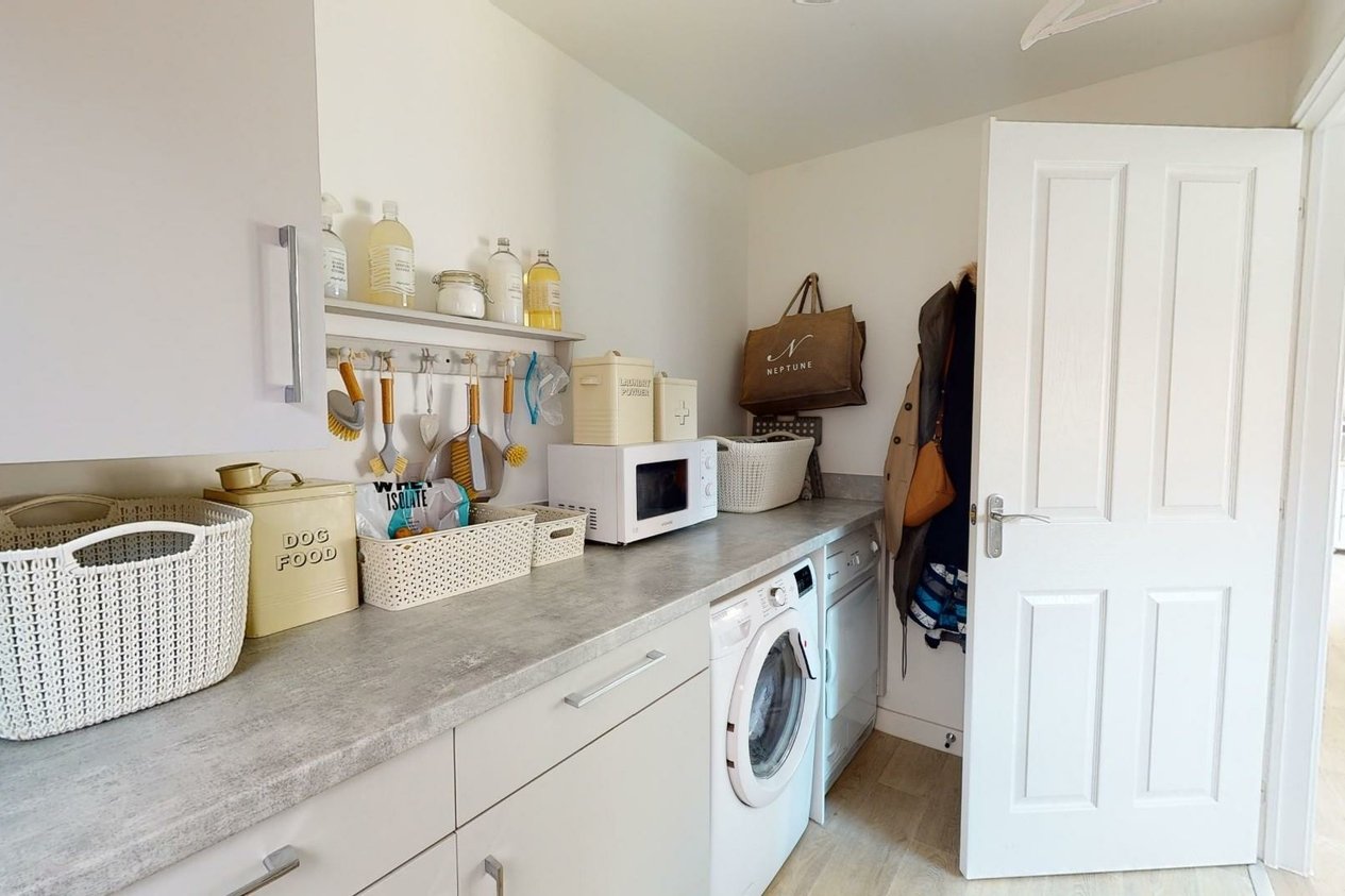 Properties Under Offer in Drift Road Aylesham