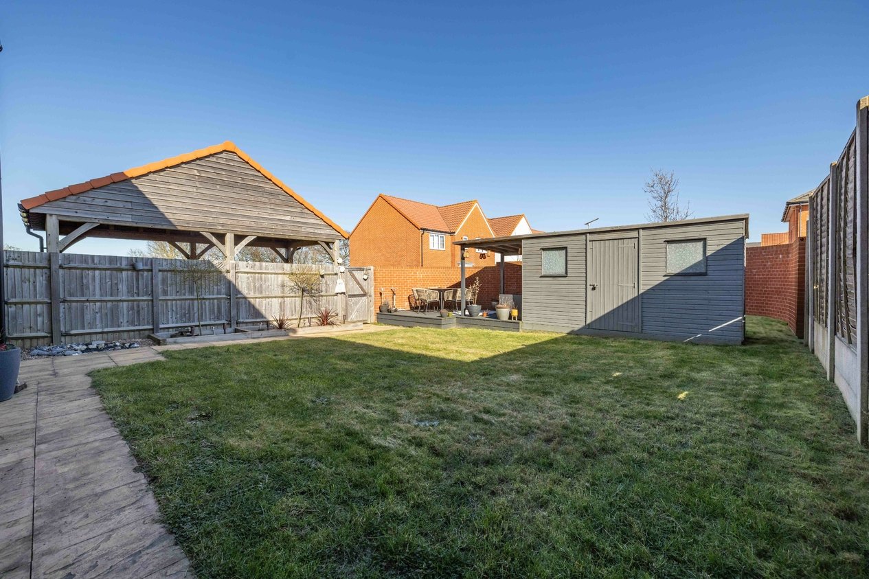 Properties Under Offer in Drift Road Aylesham