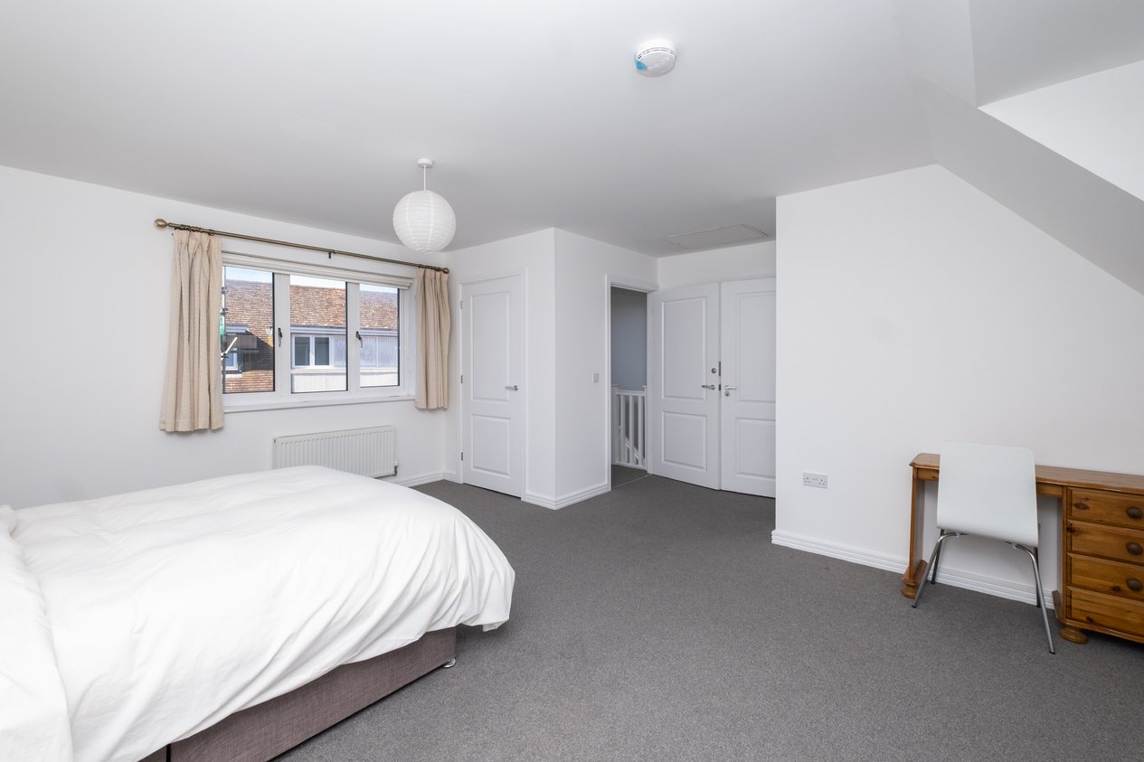 Properties Under Offer in Drying Shed Lane Canterbury