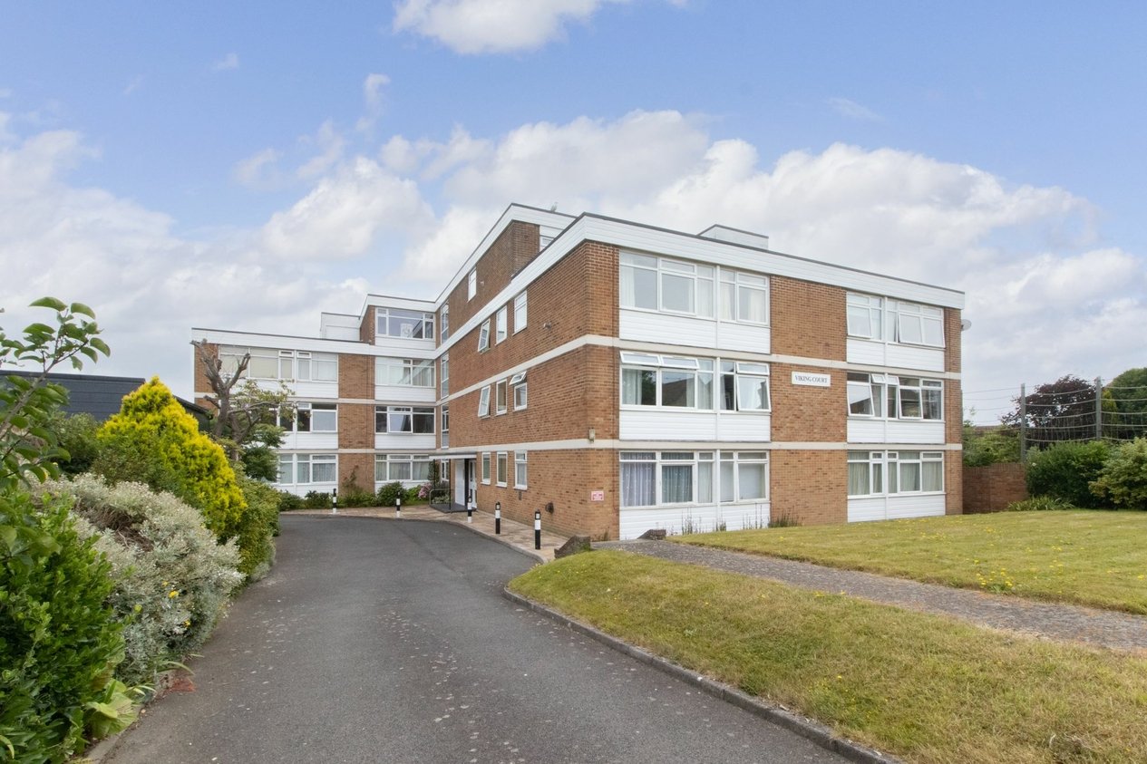 Properties For Sale in Dumpton Park Drive  Broadstairs