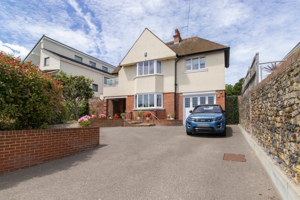 Properties For Sale in Dumpton Park Drive  Broadstairs