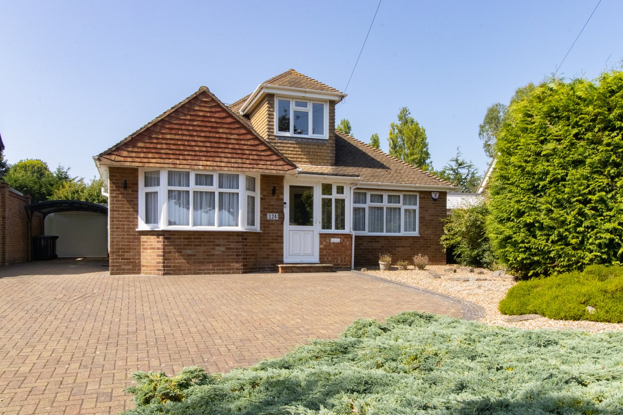Properties Under Offer in Dumpton Park Drive Broadstairs