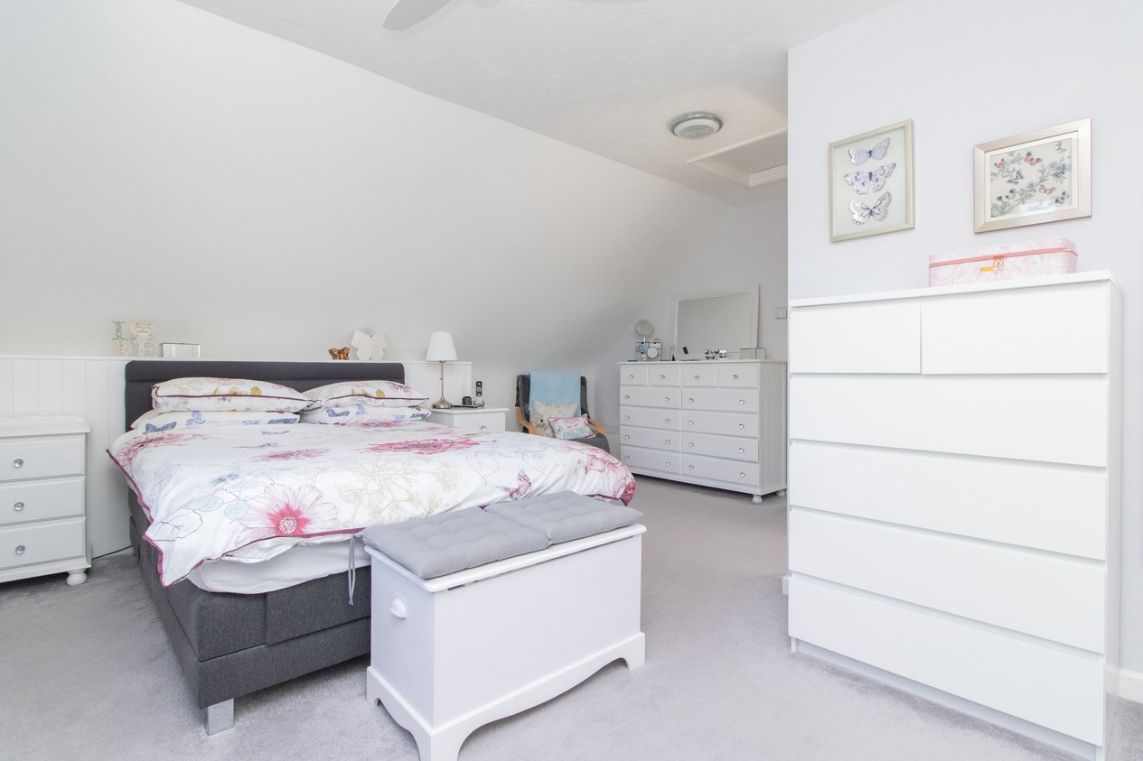 Properties Under Offer in Dumpton Park Drive Broadstairs