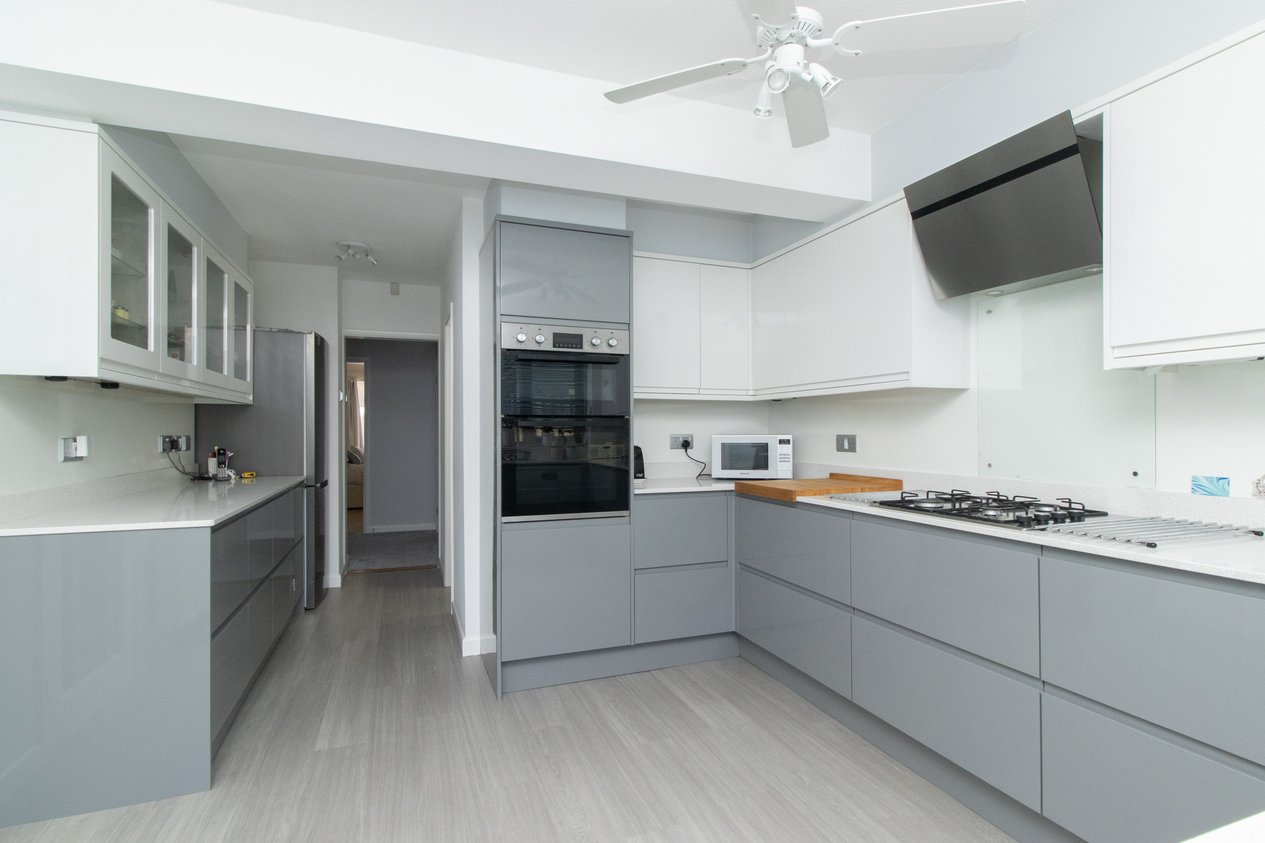 Properties Under Offer in Dumpton Park Drive Broadstairs