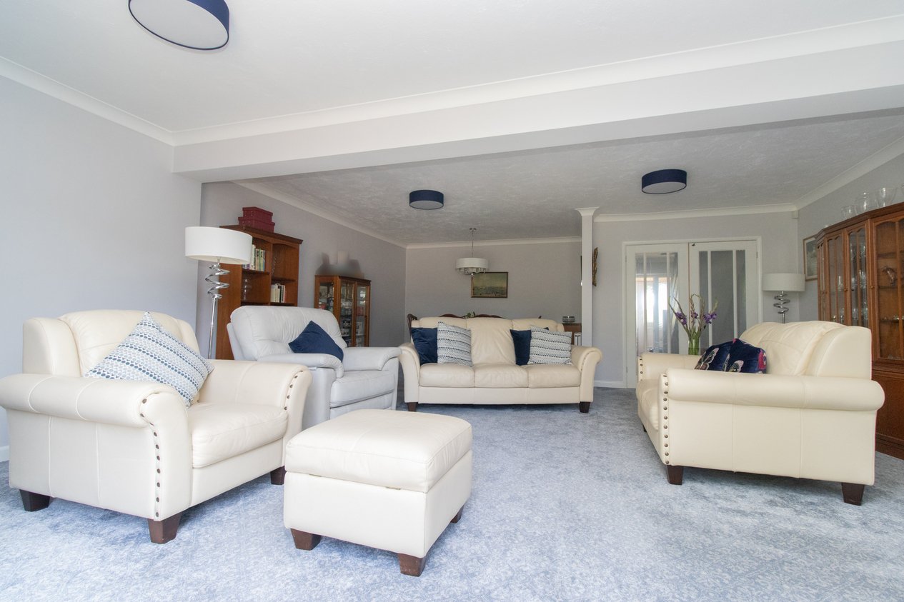 Properties Under Offer in Dumpton Park Drive Broadstairs