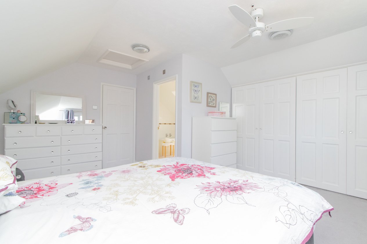 Properties Under Offer in Dumpton Park Drive Broadstairs