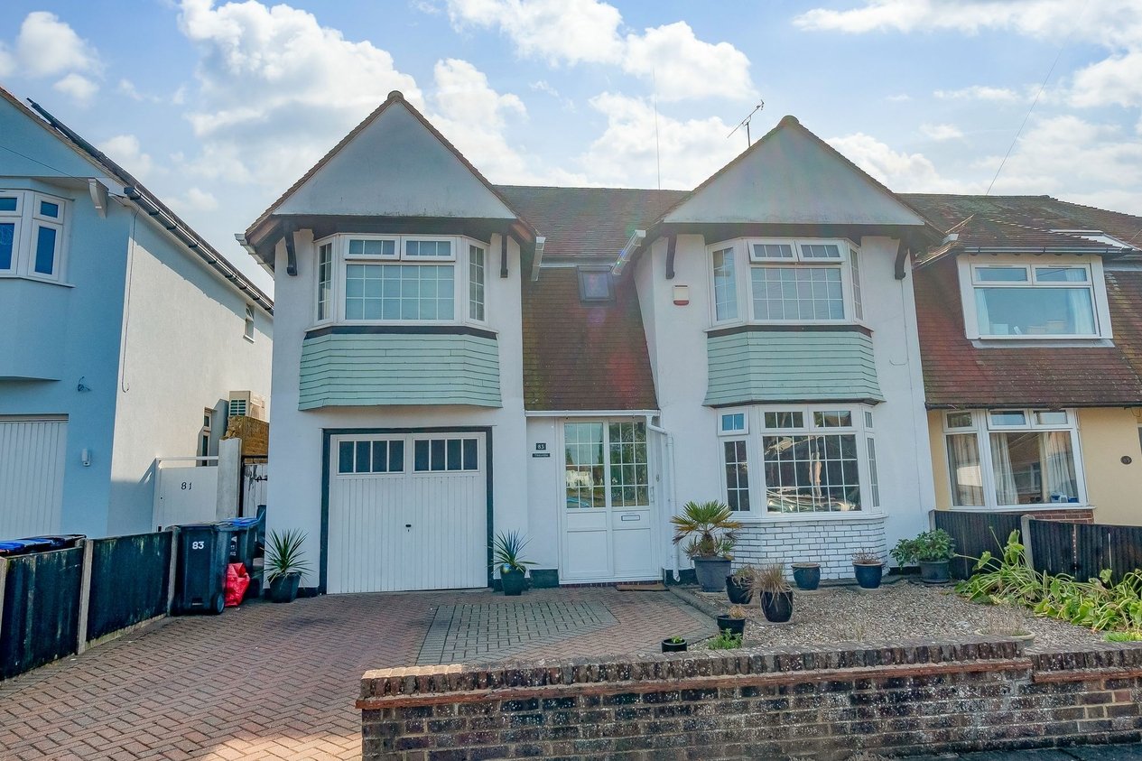 Properties For Sale in Dumpton Park Drive  Ramsgate