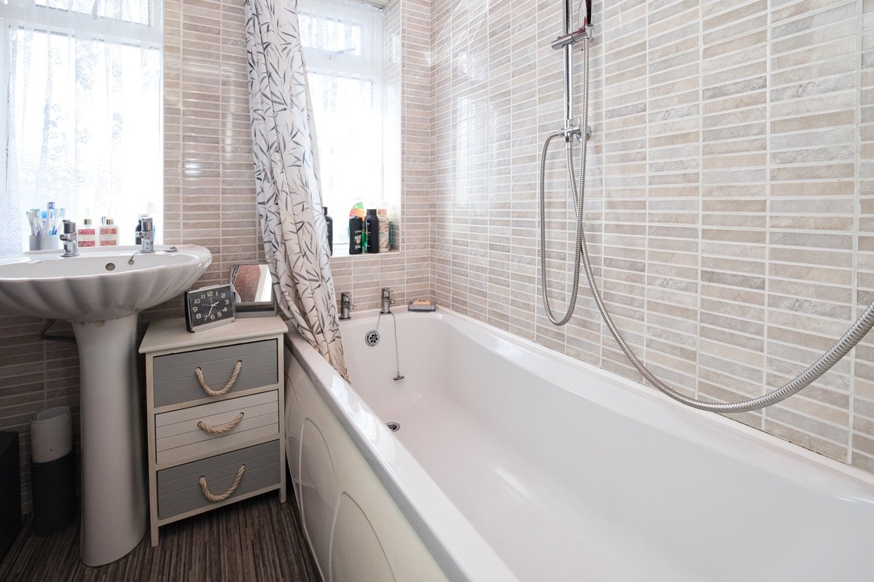 Properties Under Offer in Dunedin Road Ramsgate