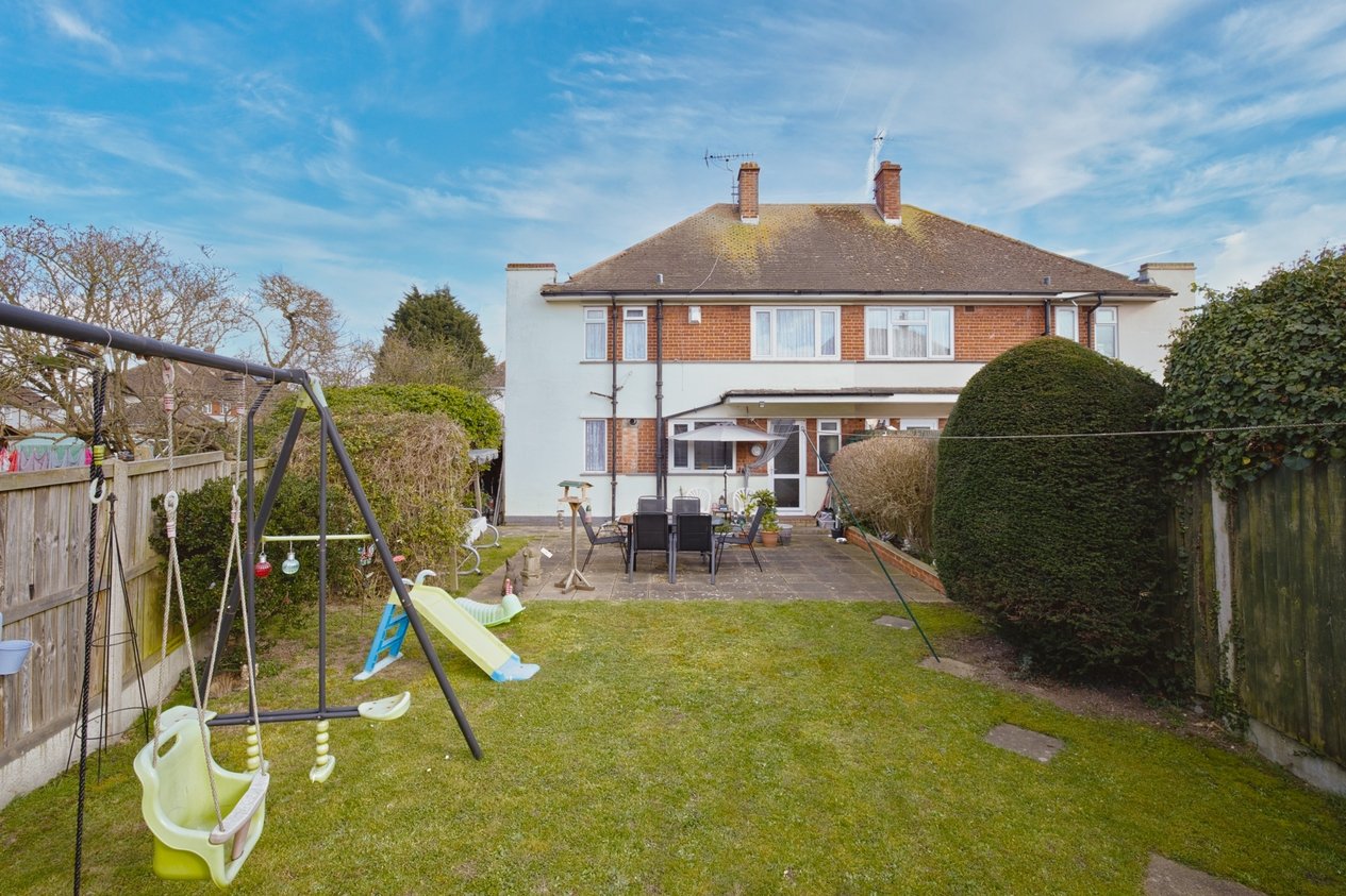 Properties Under Offer in Dunedin Road Ramsgate