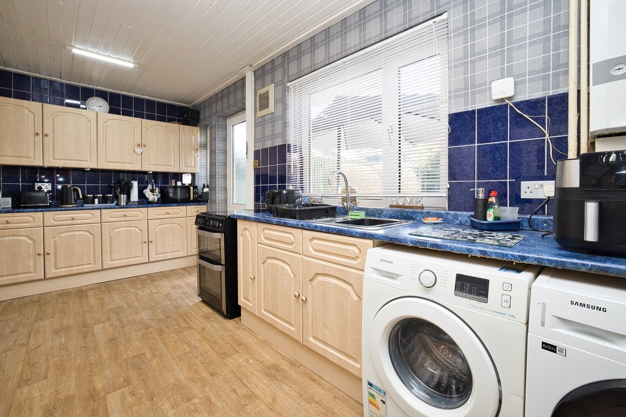 Properties Under Offer in Dunedin Road Ramsgate