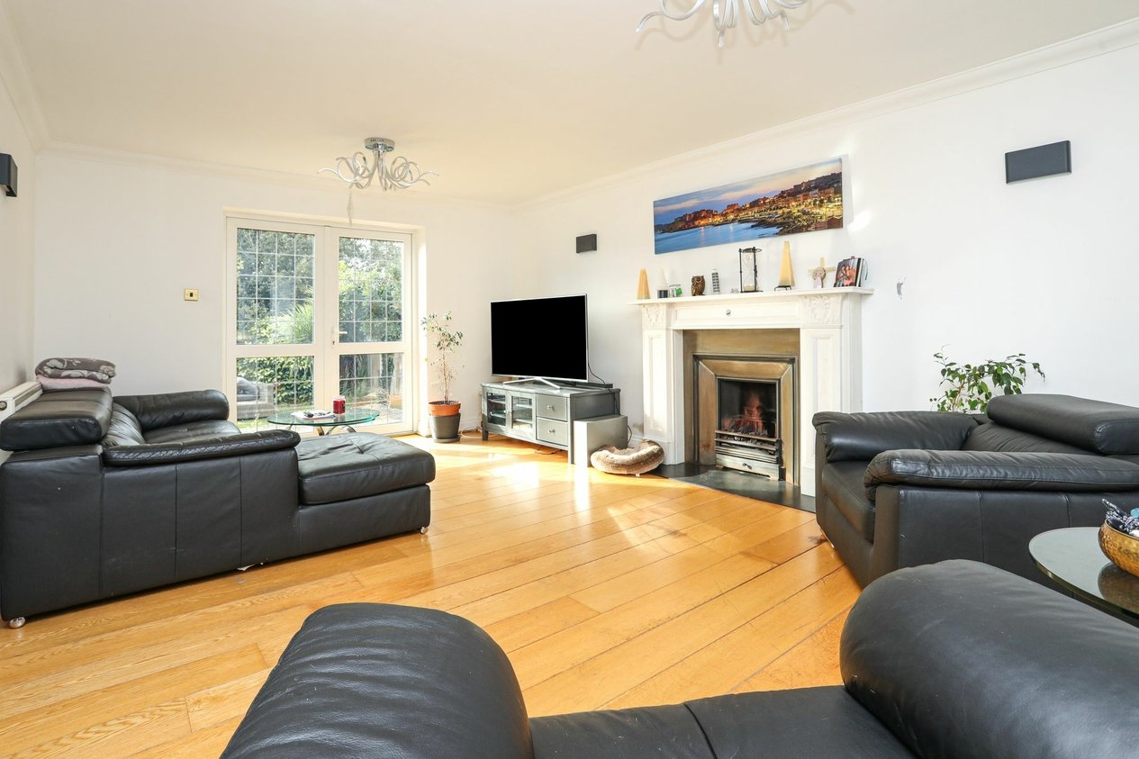 Properties For Sale in Durlock Avenue  Ramsgate