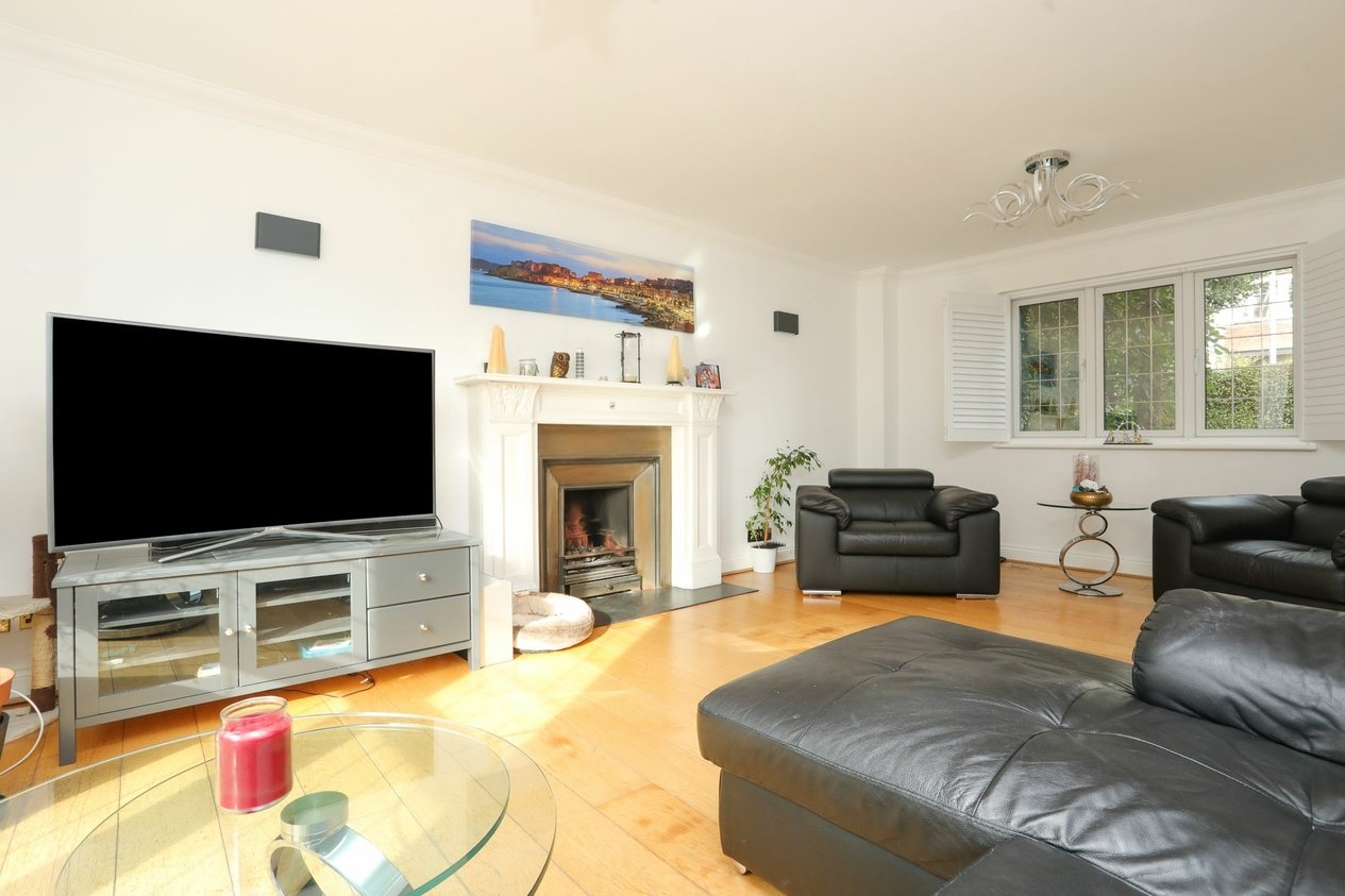 Properties For Sale in Durlock Avenue  Ramsgate