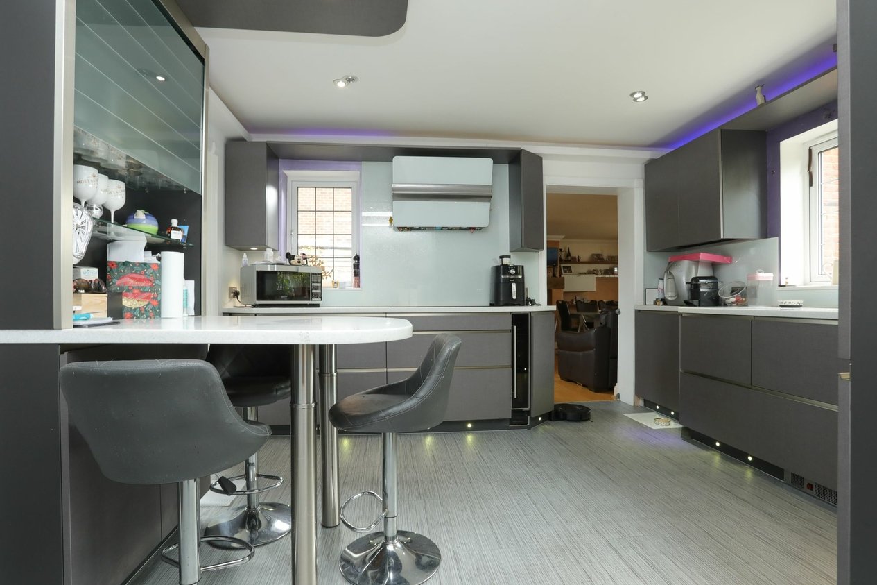 Properties For Sale in Durlock Avenue  Ramsgate