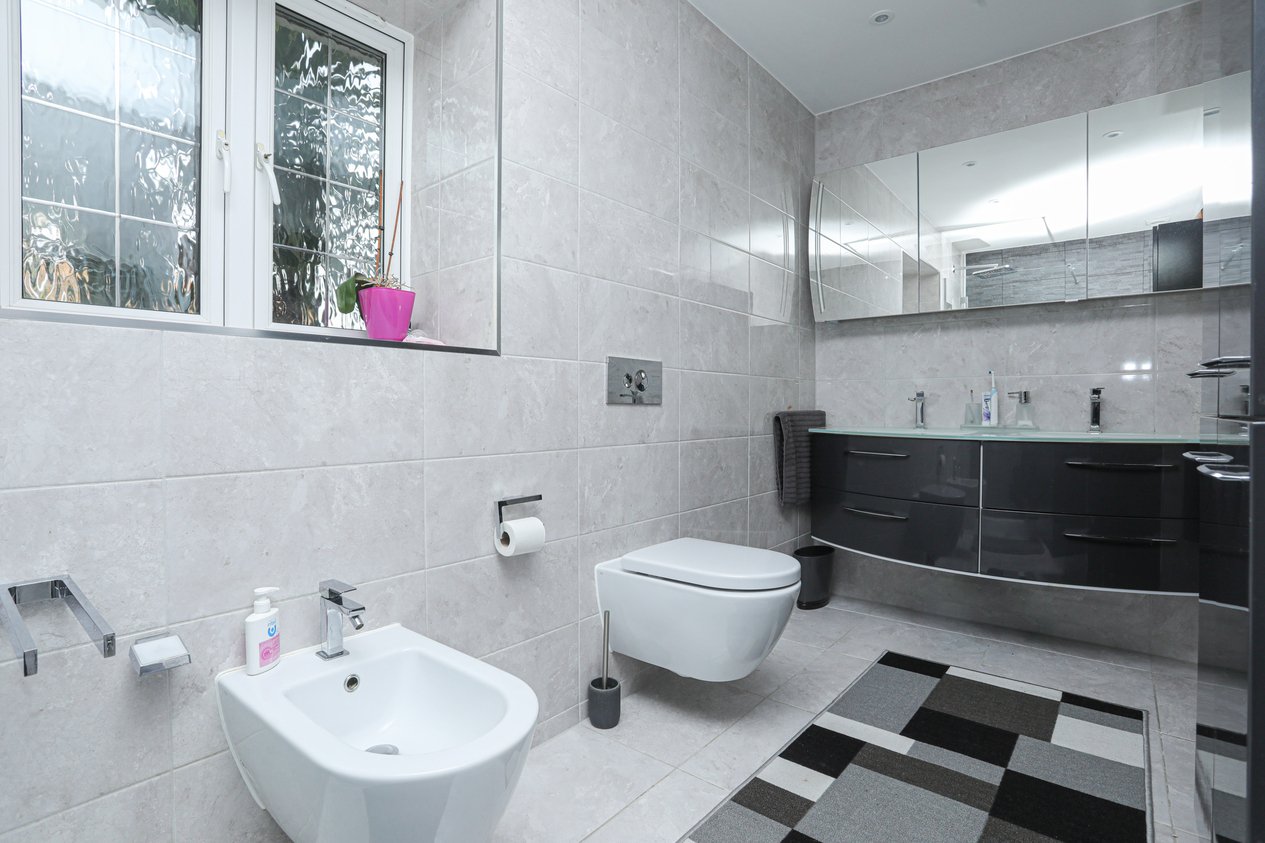 Properties For Sale in Durlock Avenue Ramsgate