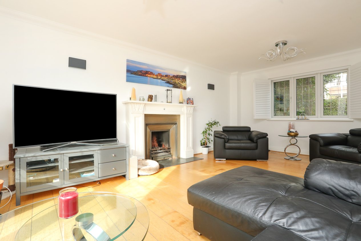 Properties For Sale in Durlock Avenue Ramsgate