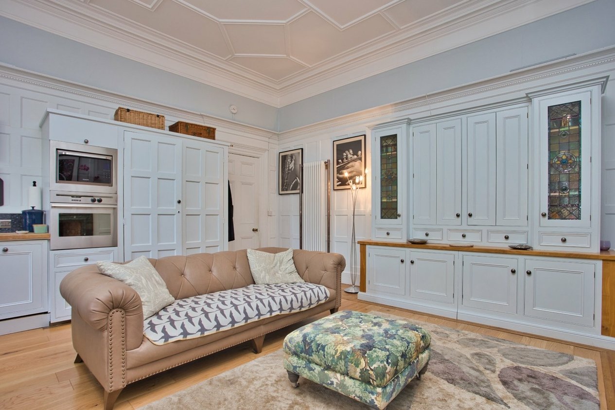 Properties Under Offer in Earls Avenue Folkestone