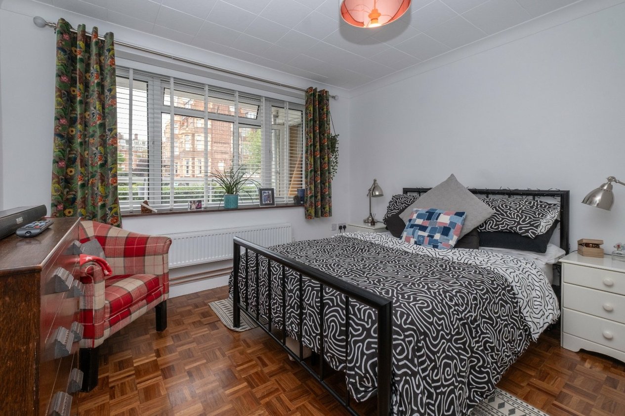 Properties For Sale in Earls Avenue Folkestone