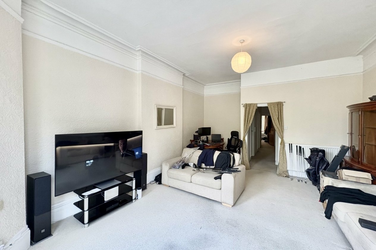 Properties For Sale in Earls Avenue Folkestone