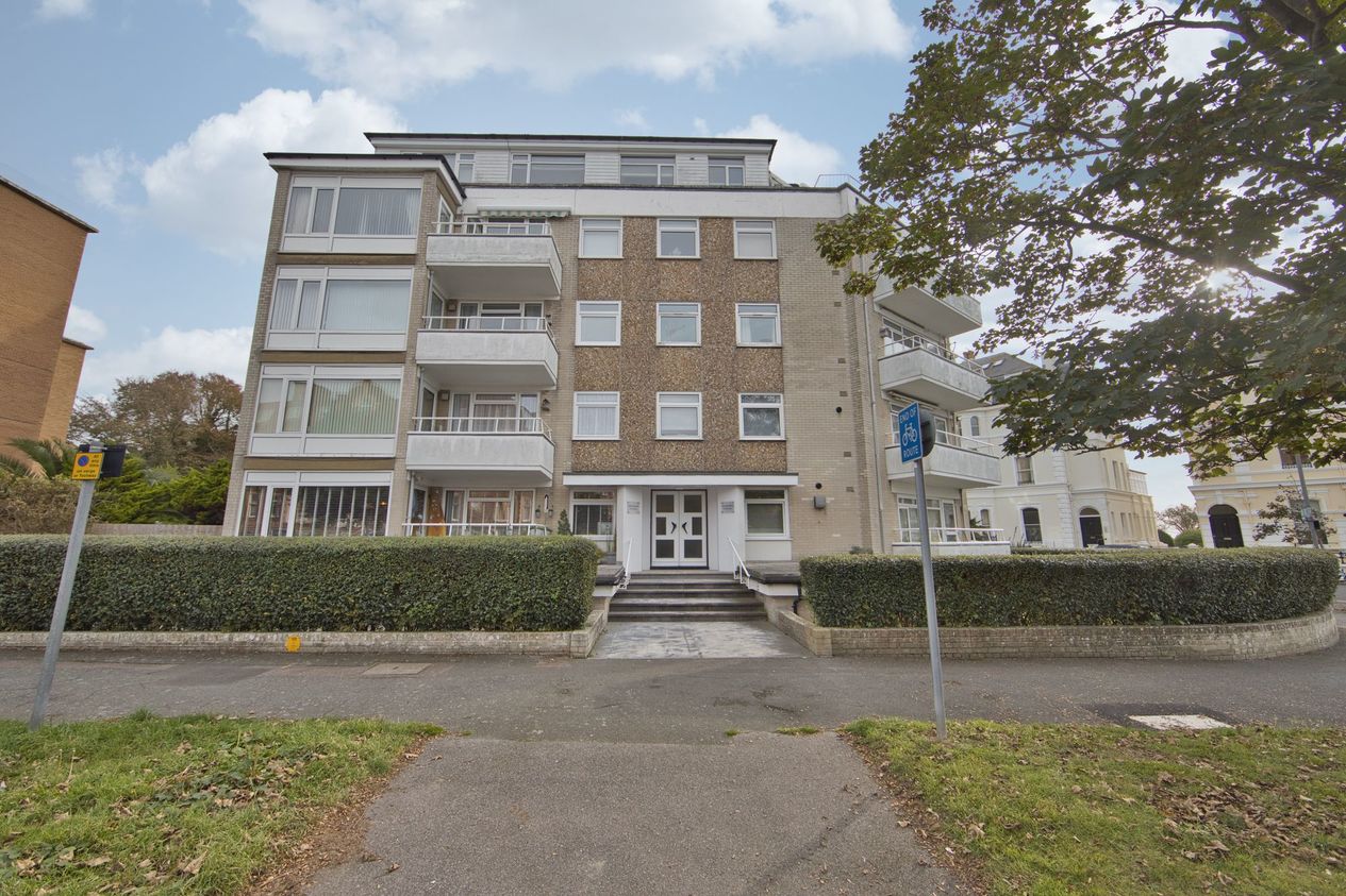 Properties Sold Subject To Contract in Earls Avenue  Folkestone