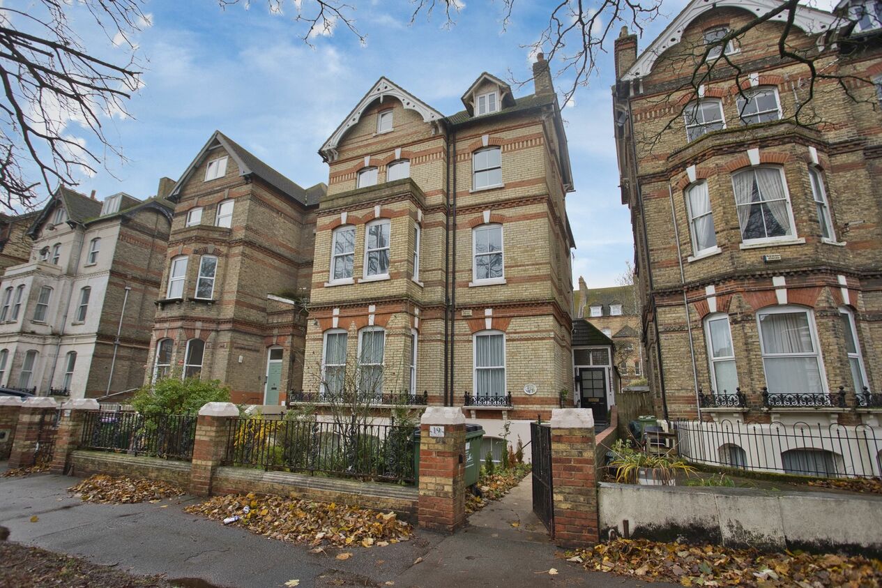 Properties For Sale in Earls Avenue  Folkestone